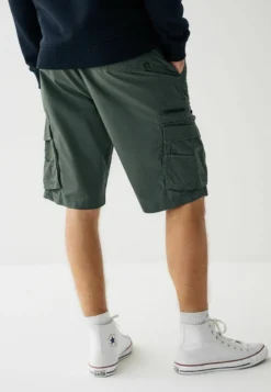 Next STANDARD - Shorts - Green -Sommerkleidung Für Herren 105f6a3b13b2431bbd4b0adf3b5d2da5