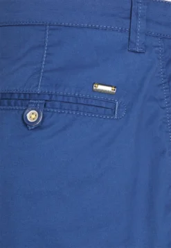 Bugatti BERMUDA - Shorts - Blue 10 Bugatti BERMUDA - Shorts - Blue -Sommerkleidung Für Herren 49fc9f3f9d4249279e5f4cbf37b9be90