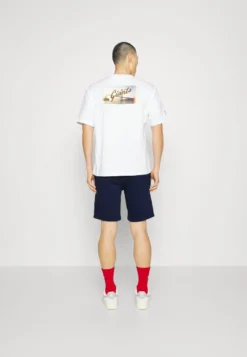 Champion MLB NEW YORK YANKEES INFILL SHORTS - Kurze Sporthose - Dark Blue 8 Champion MLB NEW YORK YANKEES INFILL SHORTS - Kurze Sporthose - Dark Blue -Sommerkleidung Für Herren 5445309da097475faa72aa6c2f67d050