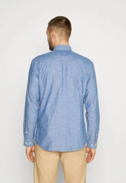 Selected Homme SLHSLIMNEW - Hemd - Medium Blue Denim 8 Selected Homme SLHSLIMNEW - Hemd - Medium Blue Denim -Sommerkleidung Für Herren 60e8734f5964488492c0ffcf76ca09d3