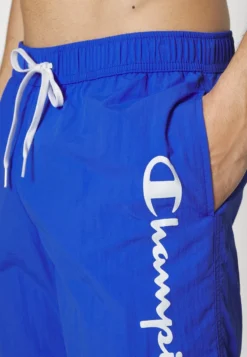 Champion BEACHSHORT BERMUDA - Badeshorts - Black/blue -Sommerkleidung Für Herren 712e3adfe89840daa26a753abfe959a6