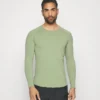 Nike Performance DFADV - Langarmshirt - Oil Green/black