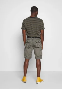 Cars Jeans DURRAS - Shorts - Antra 8 Cars Jeans DURRAS - Shorts - Antra -Sommerkleidung Für Herren aecb4365da5f4de09c6a9cb1dea4108e