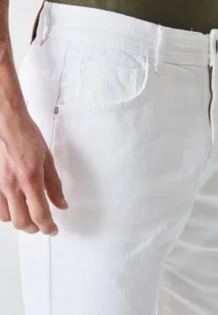 FIVE POCKETS - Shorts - White -Sommerkleidung Für Herren b09fb55ba21647c68a59d92ad382d7a1