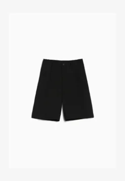 BERSHKA TAILORED BERMUDA - Shorts - Black 10 BERSHKA TAILORED BERMUDA - Shorts - Black -Sommerkleidung Für Herren b0e2c588be8b4d65afc3d8c3303ef219