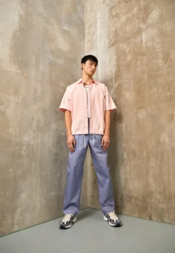 Nike Sportswear CLUB - Hemd - Pink 8 Nike Sportswear CLUB - Hemd - Pink -Sommerkleidung Für Herren c40def31bccd43a88740aef1b2f96d86