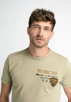 Petrol Industries LOGO - T-Shirt Print - Eucalyptus 9 Petrol Industries LOGO - T-Shirt Print - Eucalyptus -Sommerkleidung Für Herren d88cd1d615ac4531bd7311ecc6e8a9c1