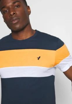 Pier One T-Shirt Print - Dark Blue 11 Pier One T-Shirt Print - Dark Blue -Sommerkleidung Für Herren dfda5e771d014bb39456ac78ba073079