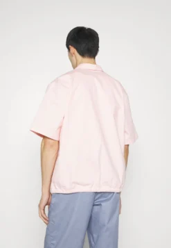 Nike Sportswear CLUB - Hemd - Pink 11 Nike Sportswear CLUB - Hemd - Pink -Sommerkleidung Für Herren f4075e42f06e4f0b987e93f53eb3d728