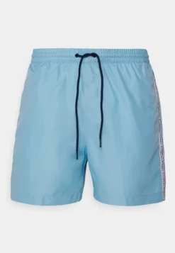 Calvin Klein Swimwear MEDIUM DRAWSTRING - Badeshorts - Blue Fizz -Sommerkleidung Für Herren fa2917659fda44ec8b4f6f50eea3ca5a